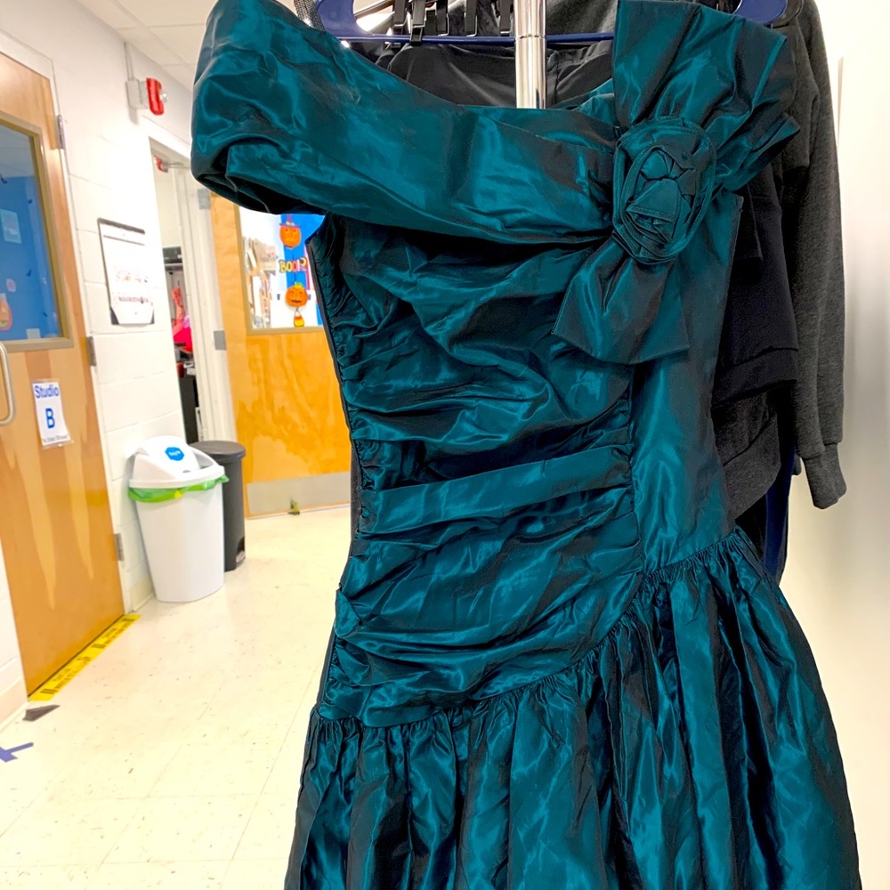 COPY - One shoulder 80s asymmetrical Prom dress